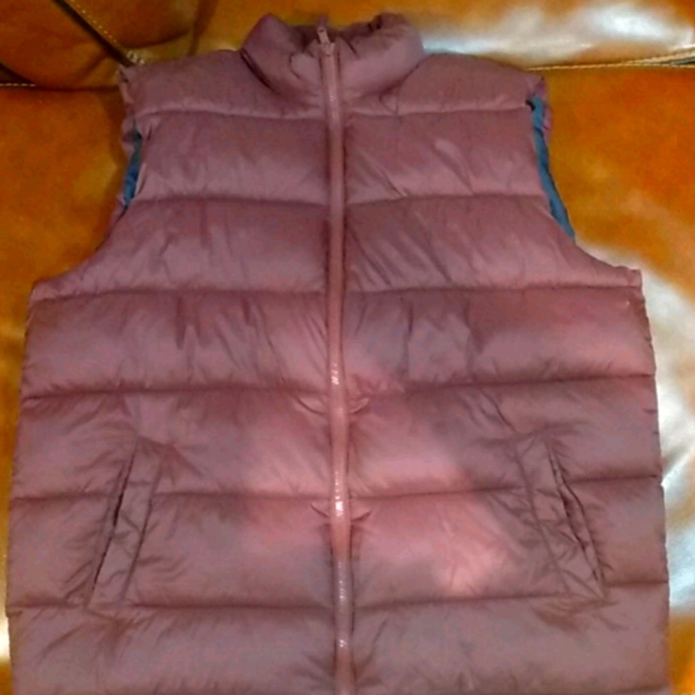 Old Navy XL packable vest